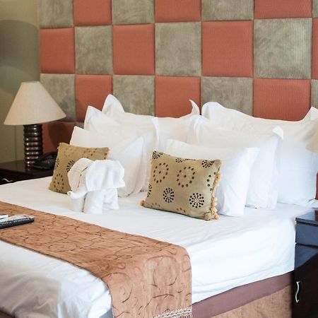 2Ten Hotel Sibasa Eksteriør bilde